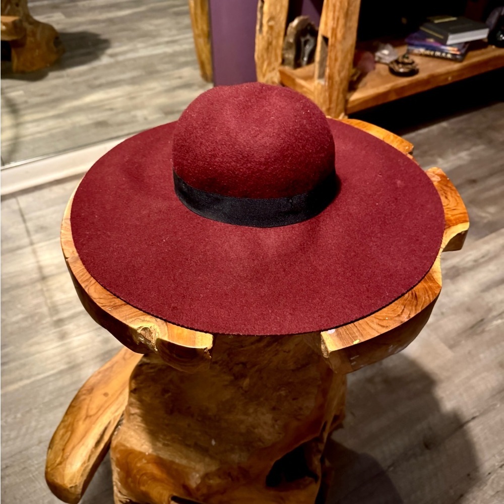 H&M Rich Burgundy wool Hat with Black Band